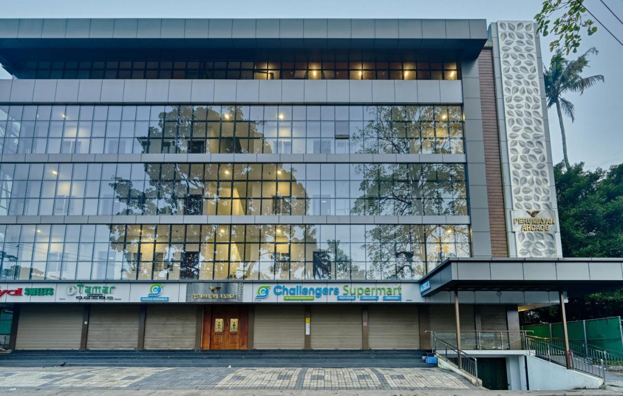 Perumayan Arcade Kochi Exterior foto